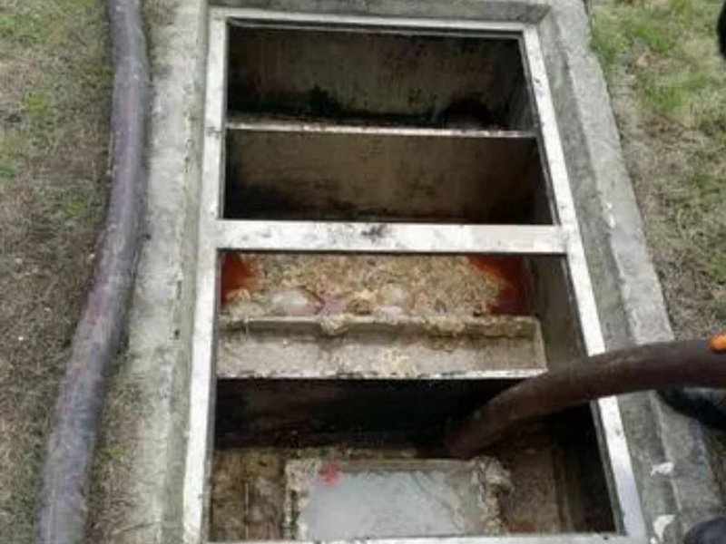 个旧隔油池清理