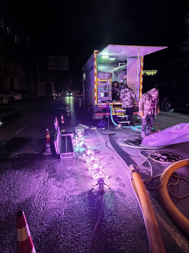 个旧管道非开挖修复